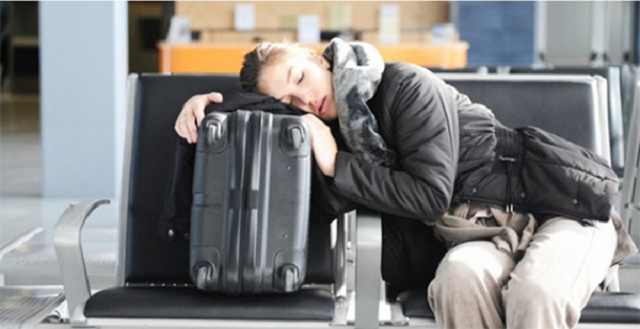 Lưu ý khi ngủ qua đêm tại sân bay quốc tế