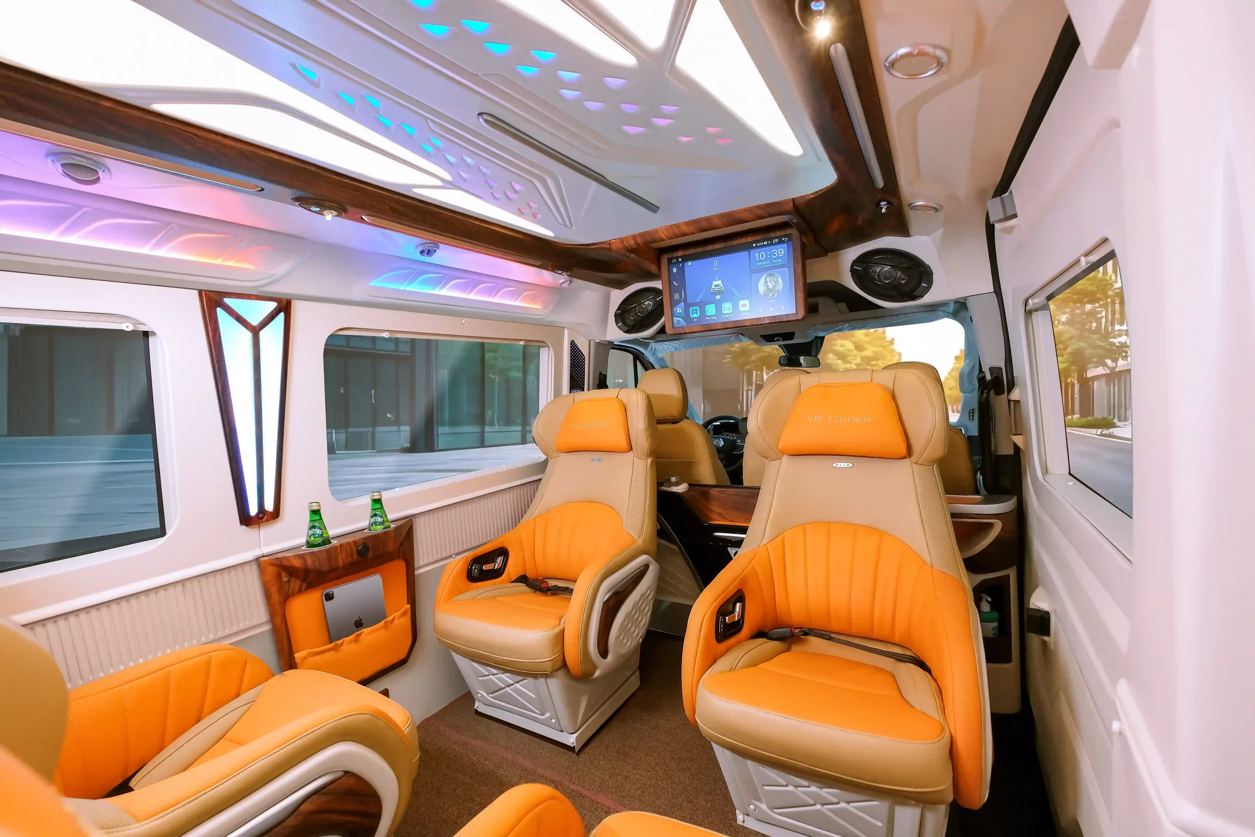 thuê xe limousine 9 chỗ