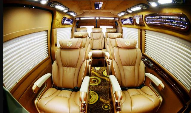 Những lợi ích khi thuê xe limousine 7 chỗ hiện nay