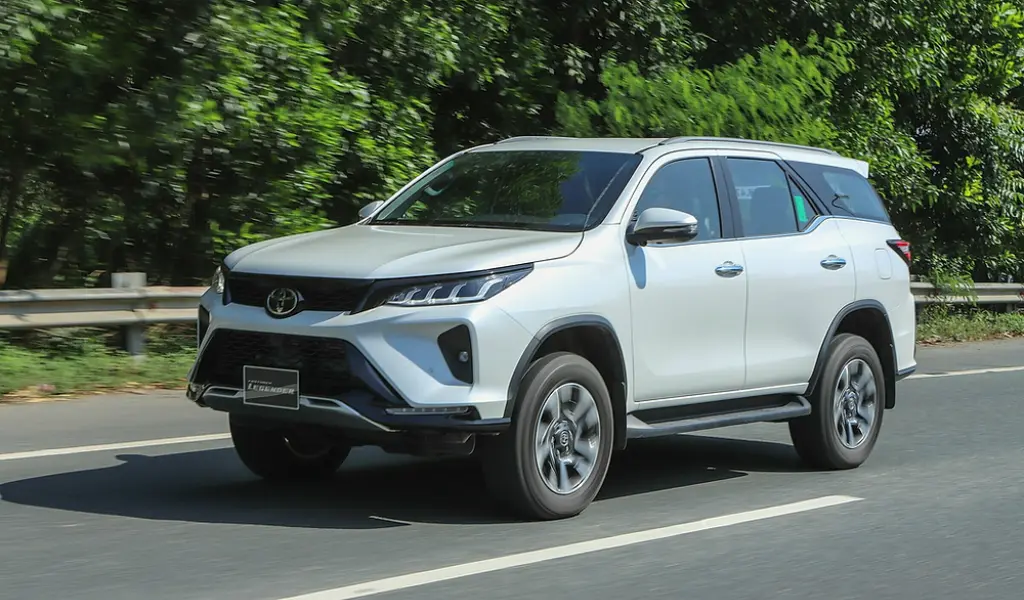 Thuê xe du lịch tại Thuexe247, di chuyển dễ dàng và tham gia các lễ hội Tây Bắc