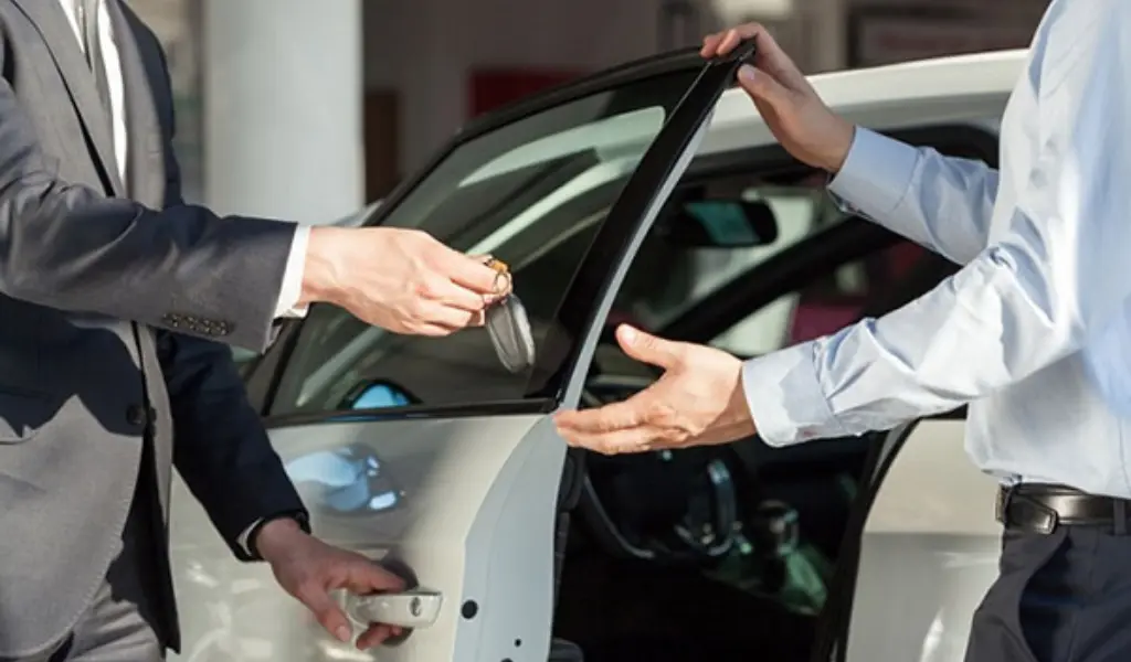 Luôn có hợp đồng rõ ràng và bảo hiểm đầy đủ cho mọi chuyến đi