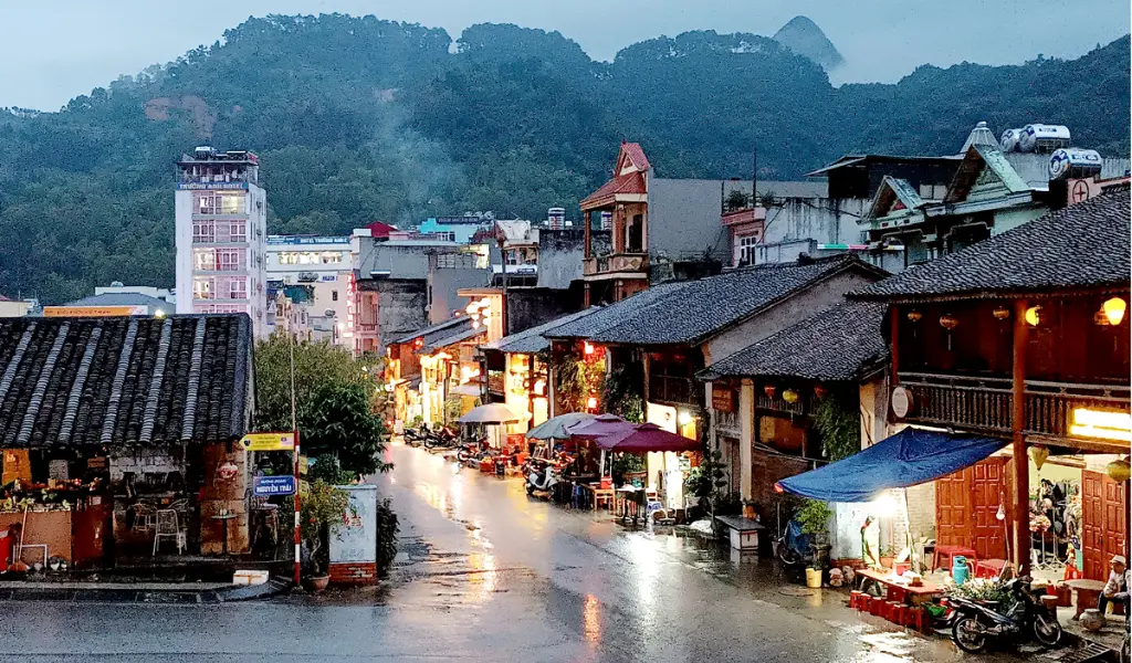 Bảng giá thuê xe Hà Nội đi Cao nguyên đá Đồng Văn Hà Giang chi tiết