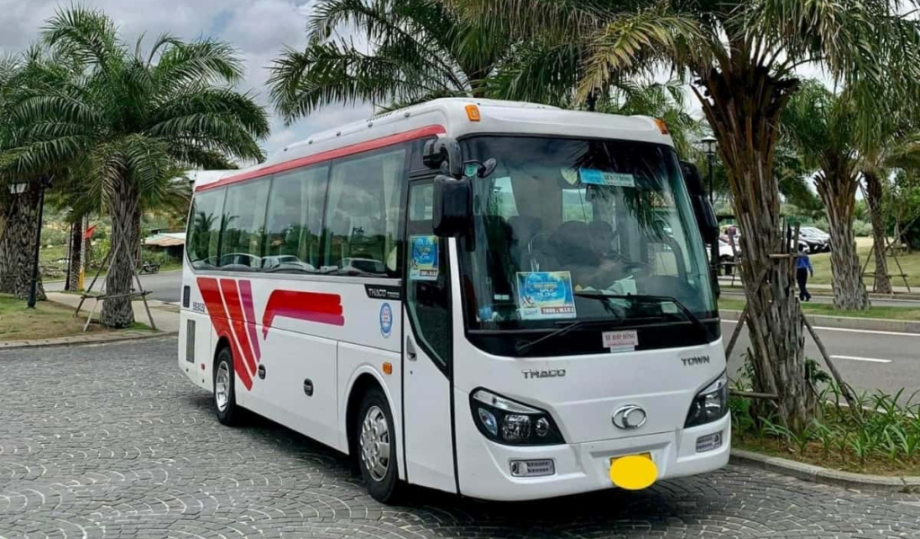 Thuê xe 29 chỗ Hà Nội đi Y Tý