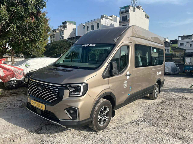 Thuê xe 16 chỗ đi Cao Bằng