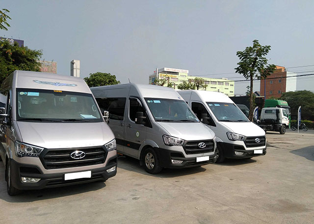 Thue-xe-16-cho-di-Chua-Cay-Thi