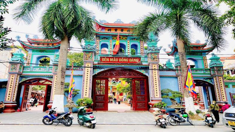 Kết hợp tham quan Đền Mẫu Đồng Đăng để chuyến hành hương xứ Lạng thêm phần trọn vẹn và ý nghĩa
